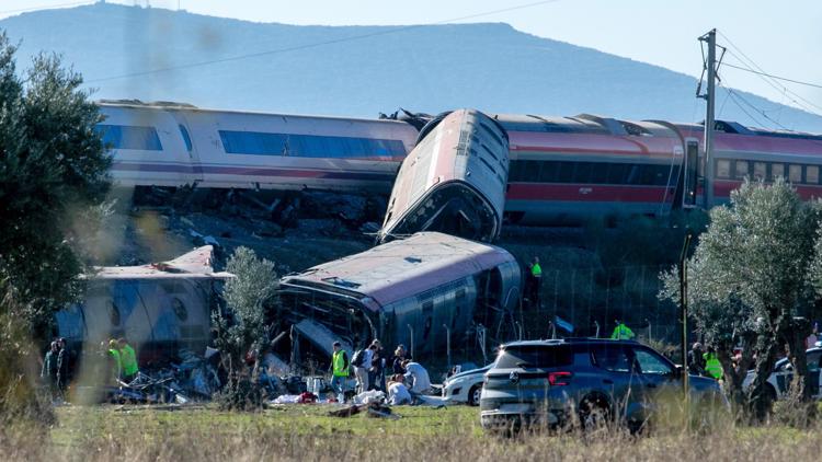 At least 30 killed in crash between 2 trains in Spain, according to media reports — 11Alive WXIA (Atlanta)